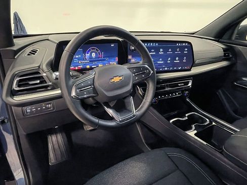 Used 2025 Chevrolet Traverse LT w/ LPO, Floor Liner Package AWD/4WD image 25