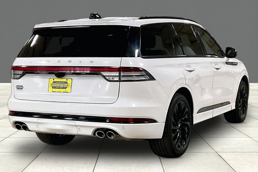 Used 2025 Lincoln Aviator Reserve w/ Jet Appearance Package AWD/4WD image 12