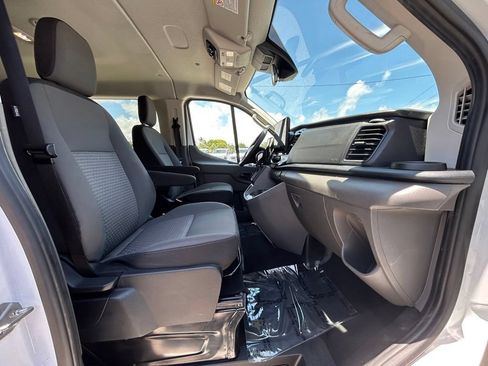 Certified 2024 Ford Transit 350 XLT RWD image 24