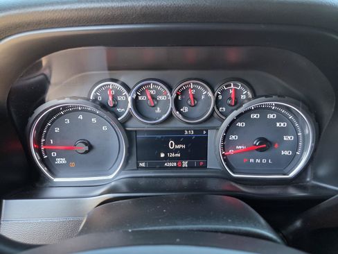 Used 2021 Chevrolet Silverado 1500 LT Trail Boss AWD/4WD image 27