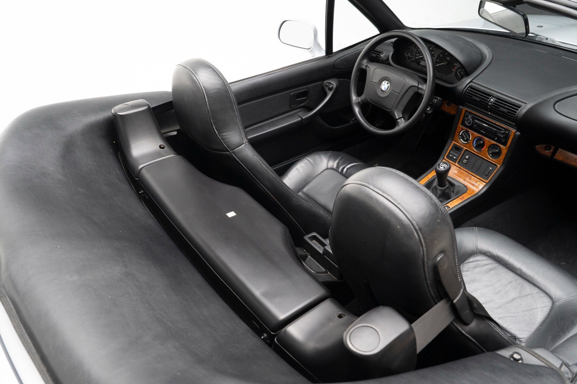 Used 1997 BMW Z3 1.9 RWD image 40