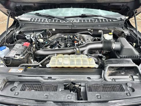 Used 2022 Ford Expedition Max Limited image 13