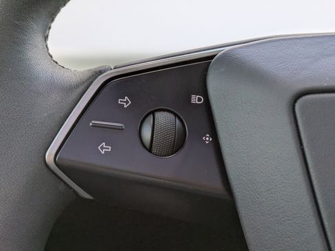 Used 2024 Tesla Cybertruck AWD Crew Cab image 21