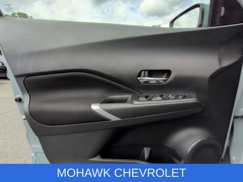 Used 2023 Nissan Kicks SV FWD image 21
