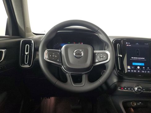 Certified 2026 Volvo XC40 B5 Core w/ Climate Package AWD/4WD image 18