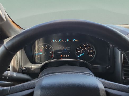 Used 2019 Ford F150 XLT w/ Equipment Group 302A Luxury AWD/4WD image 24