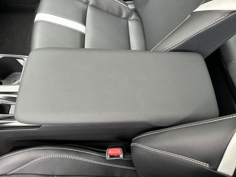 New 2026 Toyota Camry SE FWD image 37