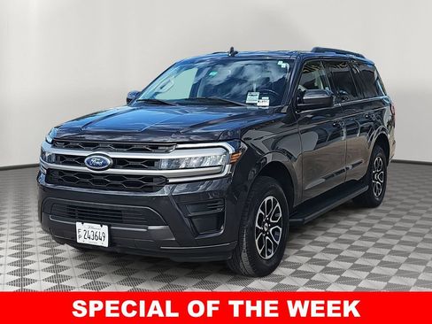 Used 2024 Ford Expedition XLT image 7