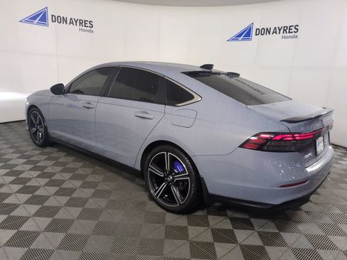 Used 2023 Honda Accord Sport image 3