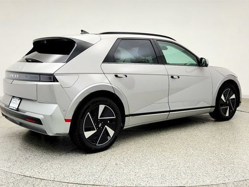 Used 2025 Hyundai Ioniq 5 Limited RWD image 5