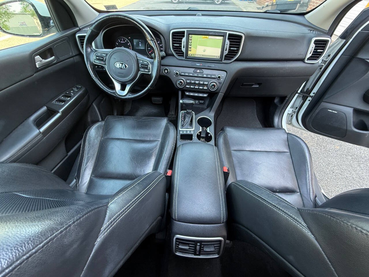 Used 2017 Kia Sportage EX w/ EX Technology Package AWD/4WD image 4