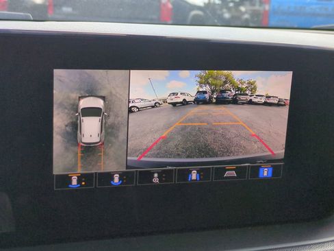 Certified 2024 Buick Encore GX Preferred w/ Comfort Package image 21