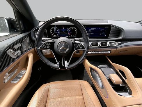 Used 2024 Mercedes-Benz GLE 350 4MATIC image 6