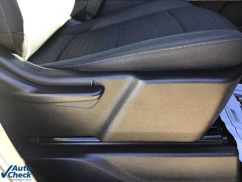 Used 2022 Chevrolet Silverado 1500 LT Trail Boss w/ Protection Package image 21