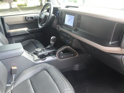 Used 2021 Ford Bronco Big Bend AWD/4WD image 4