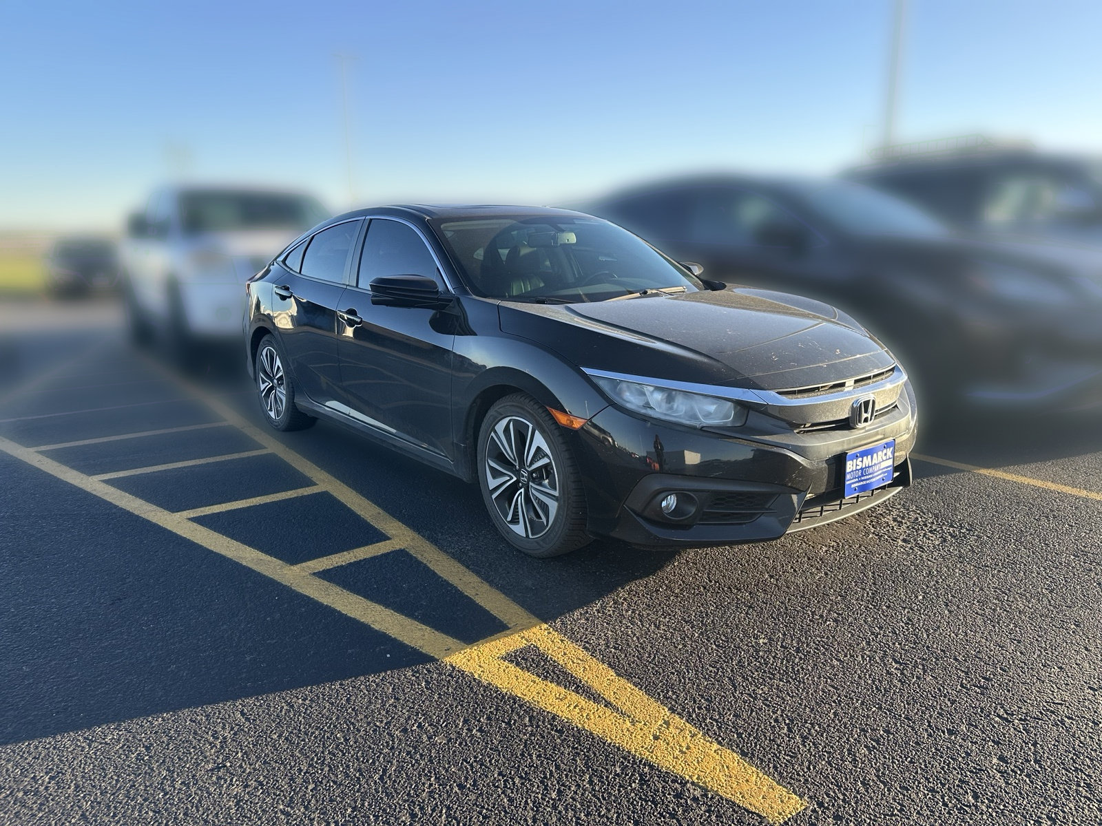 Used 2016 Honda Civic EX-L image 2