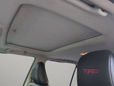 Used 2020 Toyota 4Runner Venture w/ Moonroof Package AWD/4WD image 57