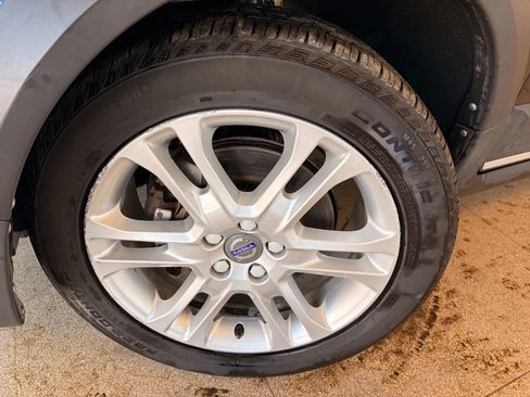 Used 2016 Volvo XC70 T5 Platinum w/ Protection Package image 44