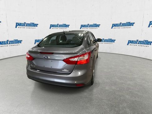 Used 2014 Ford Focus SE image 10