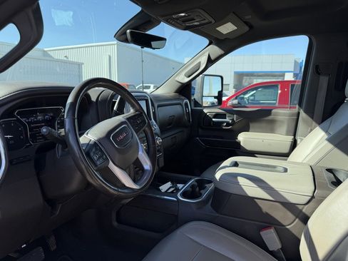 Used 2020 GMC Sierra 3500 SLT image 10