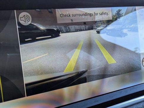 Certified 2023 Land Rover Range Rover Velar R-Dynamic S AWD/4WD image 14