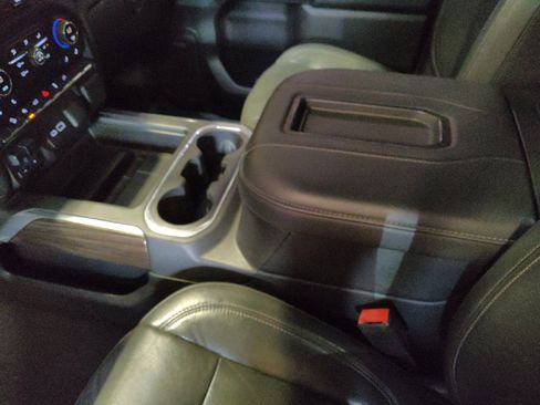 Used 2020 Chevrolet Silverado 1500 LT Trail Boss AWD/4WD image 26