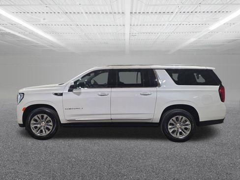 Used 2024 GMC Yukon XL Denali image 1