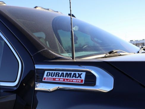 Used 2022 GMC Sierra 2500 Denali w/ Denali Ultimate Package image 2