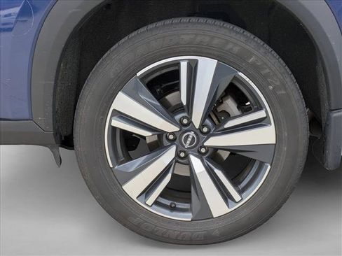 Used 2023 Nissan Rogue SL AWD/4WD image 8