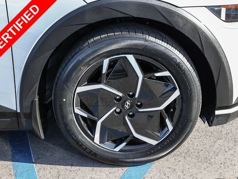 Certified 2024 Hyundai Ioniq 5 SEL RWD image 9