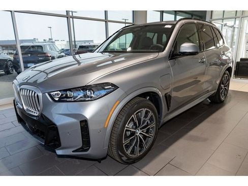 New 2026 BMW X5 xDrive50e w/ M Sport Package image 44