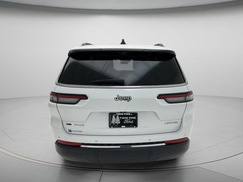 Used 2023 Jeep Grand Cherokee L Limited w/ Luxury Tech Group II AWD/4WD image 6