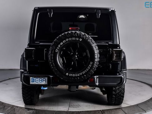 Used 2023 Jeep Wrangler Unlimited w/ Convenience Group image 5