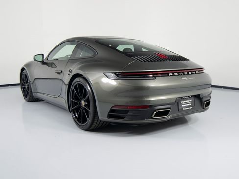Certified 2022 Porsche 911 Carrera image 3