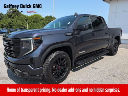 Used 2022 GMC Sierra 1500 Elevation w/ LPO, Elevation Black Package