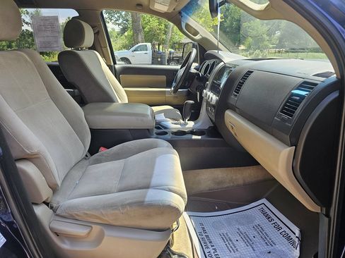 Used 2008 Toyota Sequoia SR5 AWD/4WD image 49