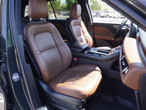 Used 2023 Lincoln Aviator Reserve w/ Equipment Group 201A RWD image 14