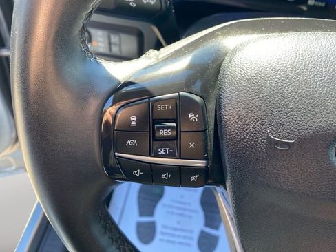 Used 2021 Ford Escape SEL w/ Technology Package FWD image 19