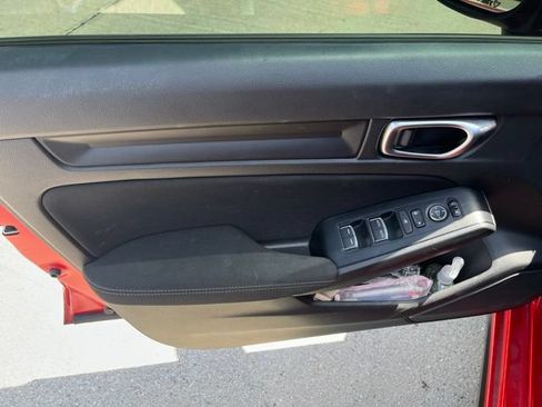 Used 2025 Honda Civic Sport image 7