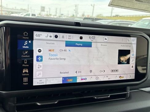 New 2026 Jeep Wrangler Rubicon w/ Xtreme 35 Tire Package image 28