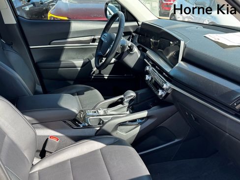 New 2025 Kia Telluride LX image 20