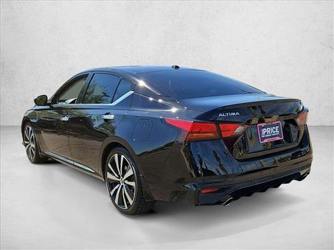 Used 2019 Nissan Altima 2.5 Platinum image 8
