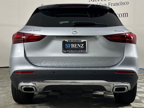 Certified 2026 Mercedes-Benz GLA 250 4MATIC image 5