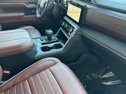 Used 2024 GMC Sierra 1500 Denali Ultimate image 19