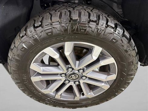 Used 2026 Toyota 4Runner Limited AWD/4WD image 13