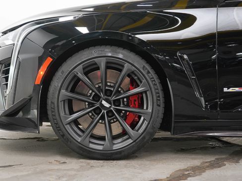Used 2022 Cadillac CT4 V Blackwing w/ Carbon Fibre 1 Package RWD image 22