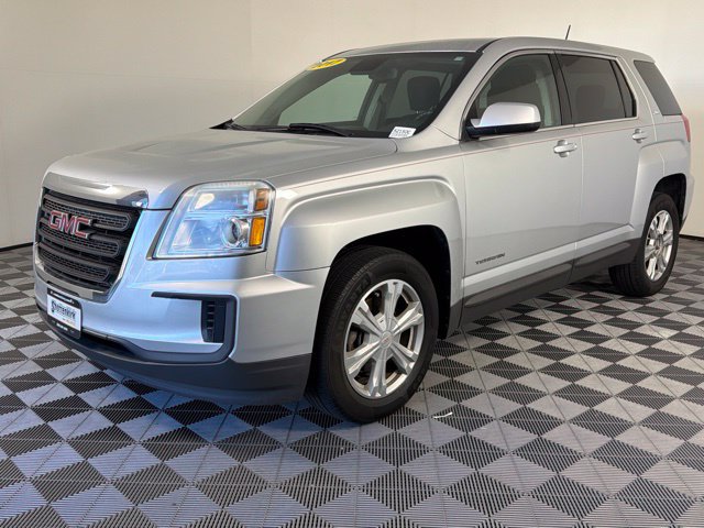 Used 2017 GMC Terrain SLE FWD image 2
