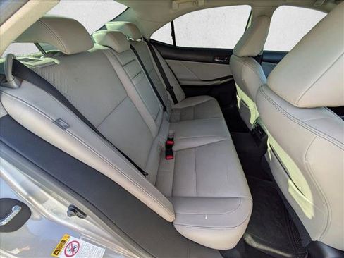 Used 2016 Lexus IS 200t image 20