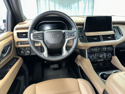 Certified 2023 Chevrolet Tahoe Premier image 2