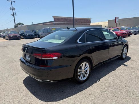 Used 2020 Volkswagen Passat 2.0T SE w/ Sunroof Package FWD image 6
